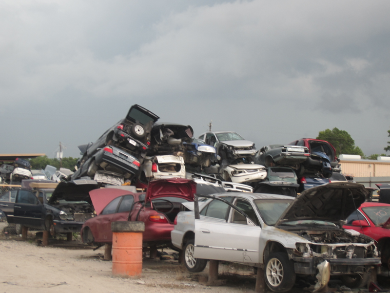 Illustration for article titled Lookin' through a junkyard